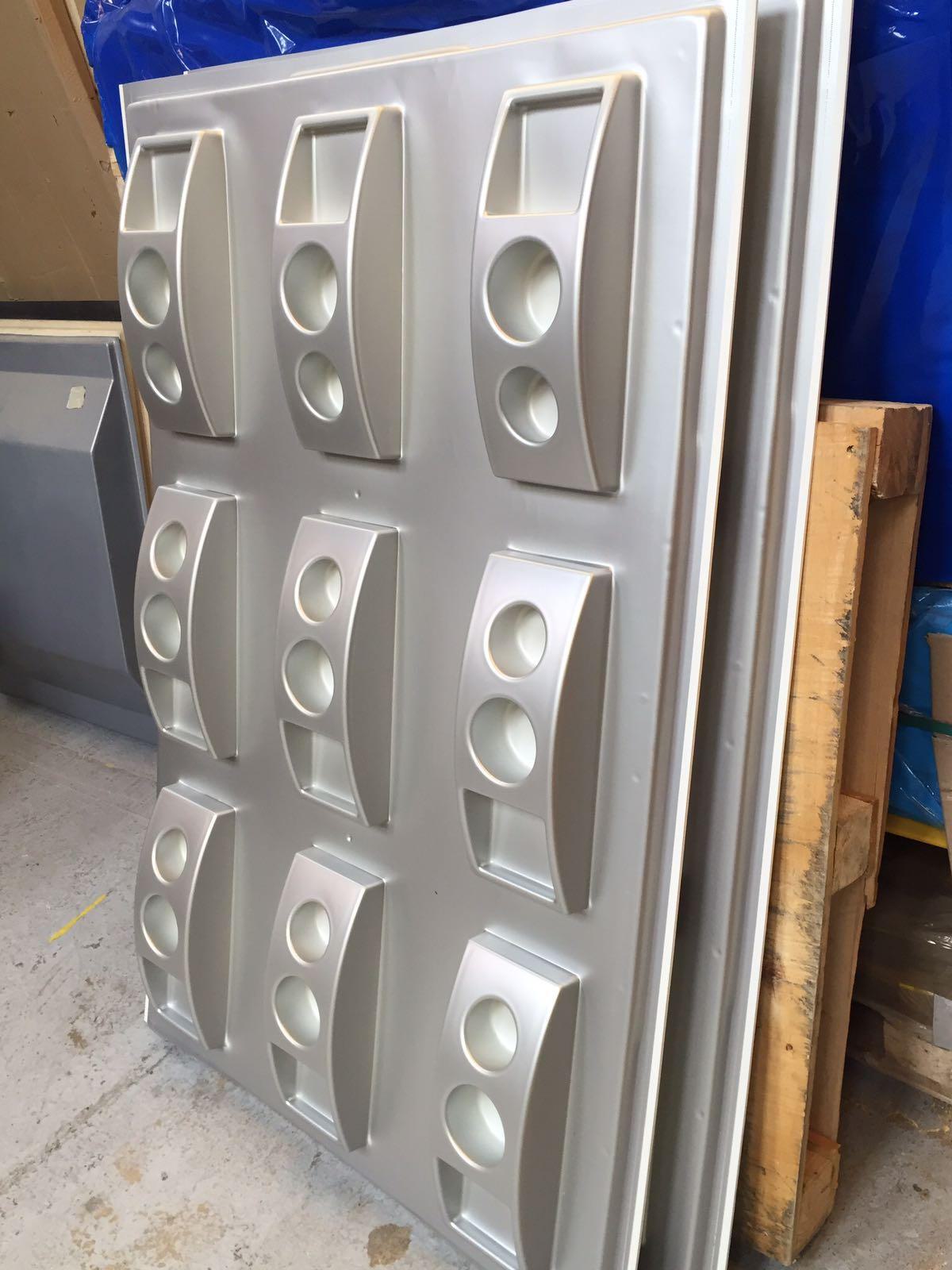 Moules pour plateaux en plastique