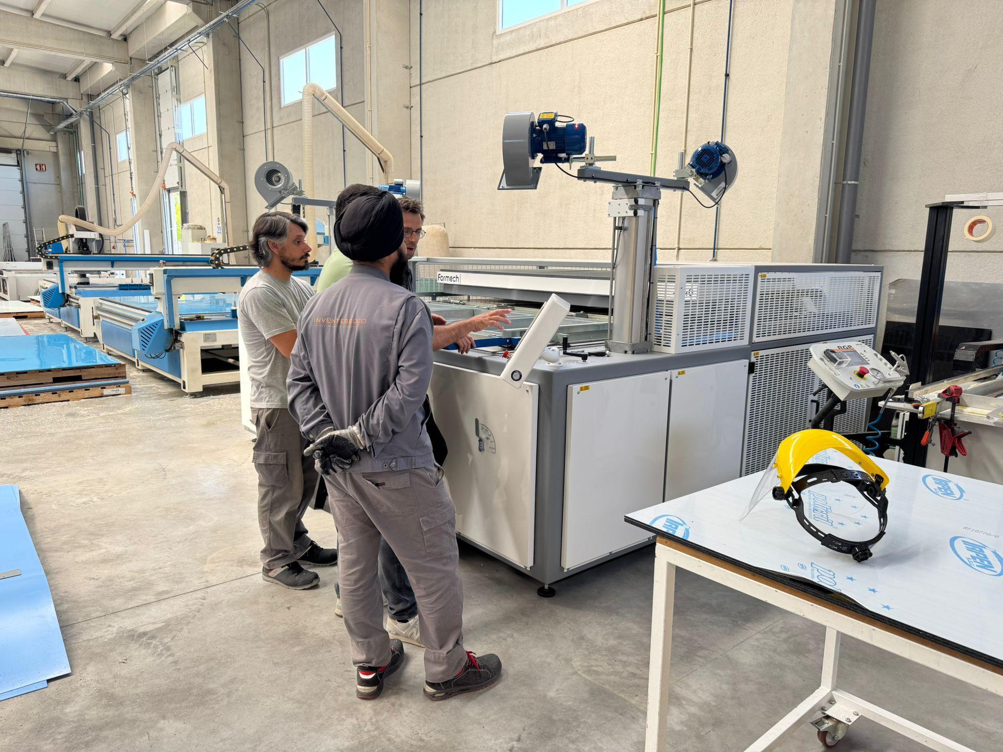 Inventesboço Formech 2440 Thermoformage